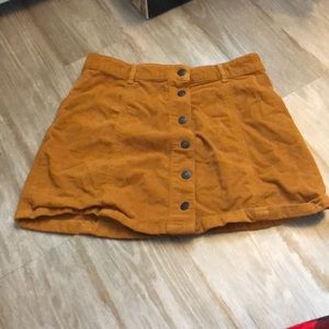 American eagle mini skirt.